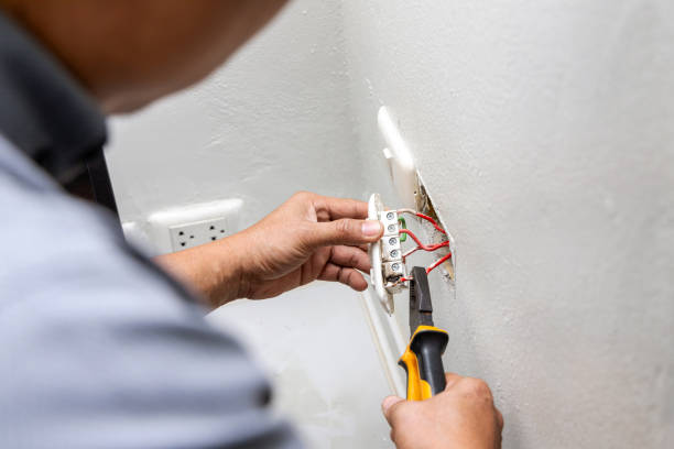 Best 24-Hour Electrician  in Spencer, IA